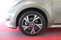 Toyota Yaris Active Plus Hybrid 1.5 68kW thumbnail