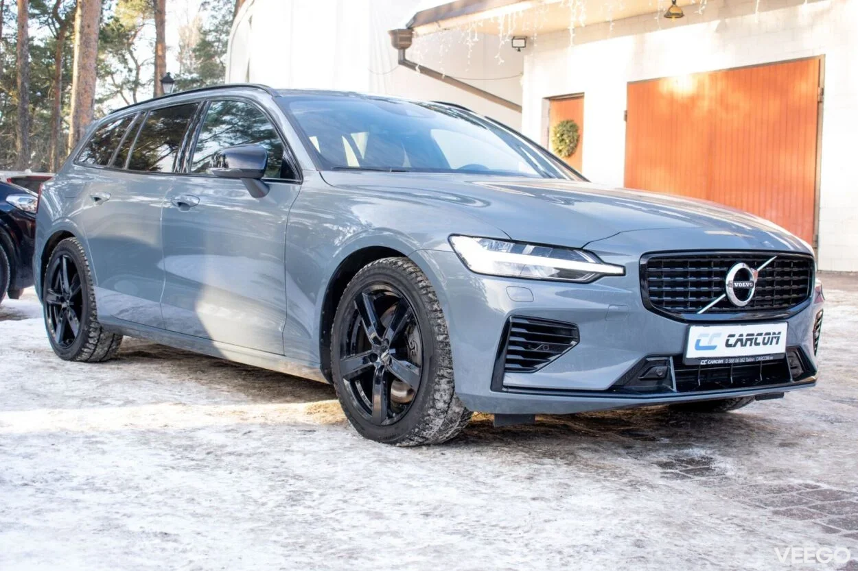 Volvo V60 AWD DARK R-Design Intelli Safe Xenium Wntr 2 293kW