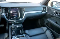 Volvo V60 AWD DARK R-Design Intelli Safe Xenium Wntr 2 293kW thumbnail