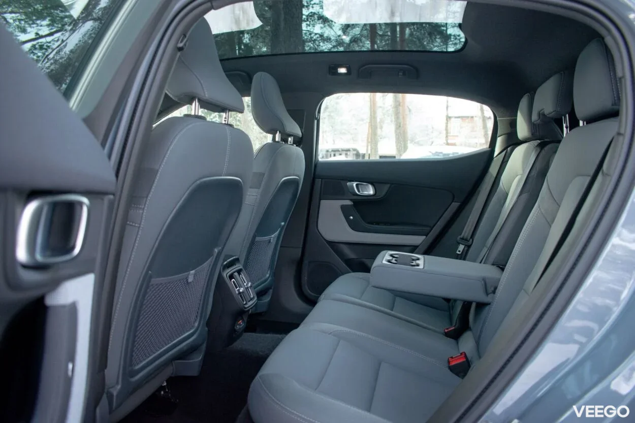 Polestar 2 AWD PLUS Long Range Dual Motor Wntr 300kW