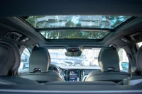 Volvo V60 AWD DARK R-Design Intelli Safe Xenium Wntr 2 293kW thumbnail