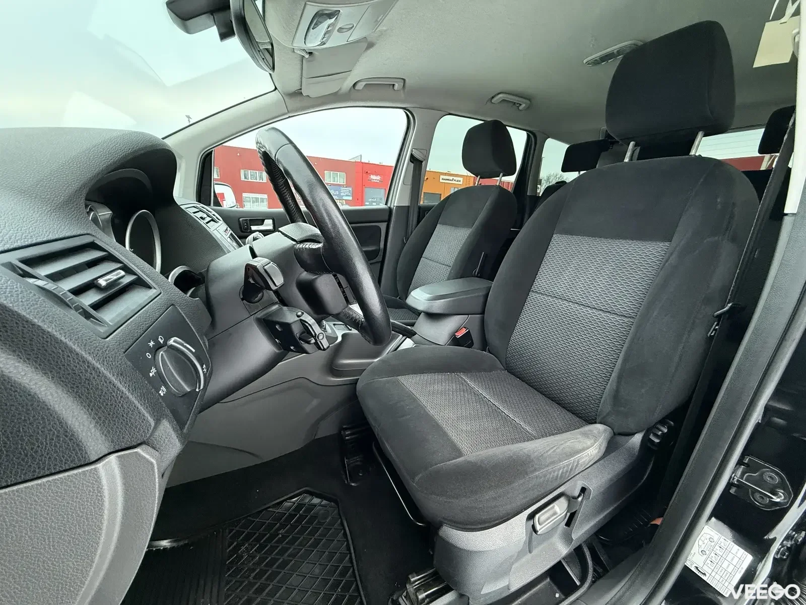 Ford C-MAX Chia Facelift 1.8 85kW