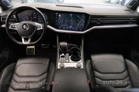 Volkswagen Touareg R-Line 4motion 3 210kW thumbnail