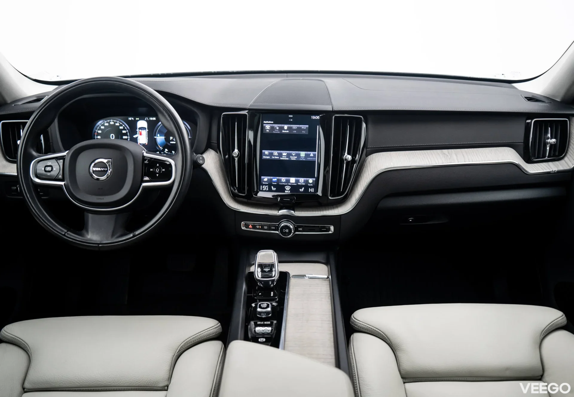 Volvo XC60 T8 Twin Engine Inscription AWD 2.0 299kW