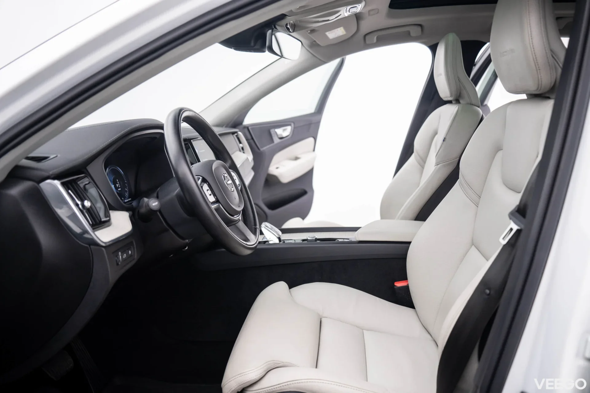 Volvo XC60 T8 Twin Engine Inscription AWD 2.0 299kW