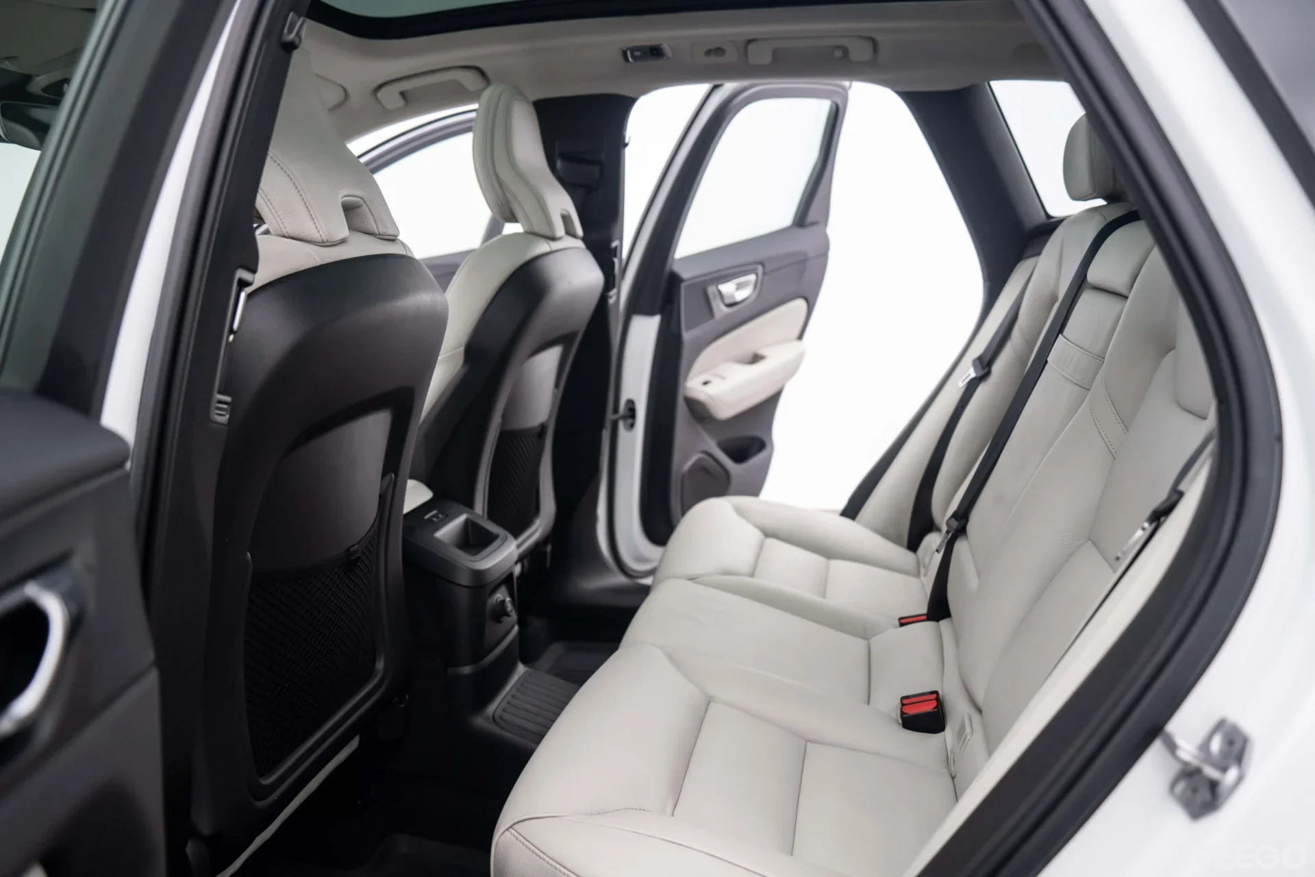 Volvo XC60 T8 Twin Engine Inscription AWD 2.0 299kW