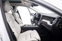 Volvo XC60 T8 Twin Engine Inscription AWD 2.0 299kW thumbnail