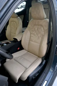 Polestar 2 LONG RANGE DUAL 78kwh/LUXURY / H&K / PILOT PLUS 300kW thumbnail