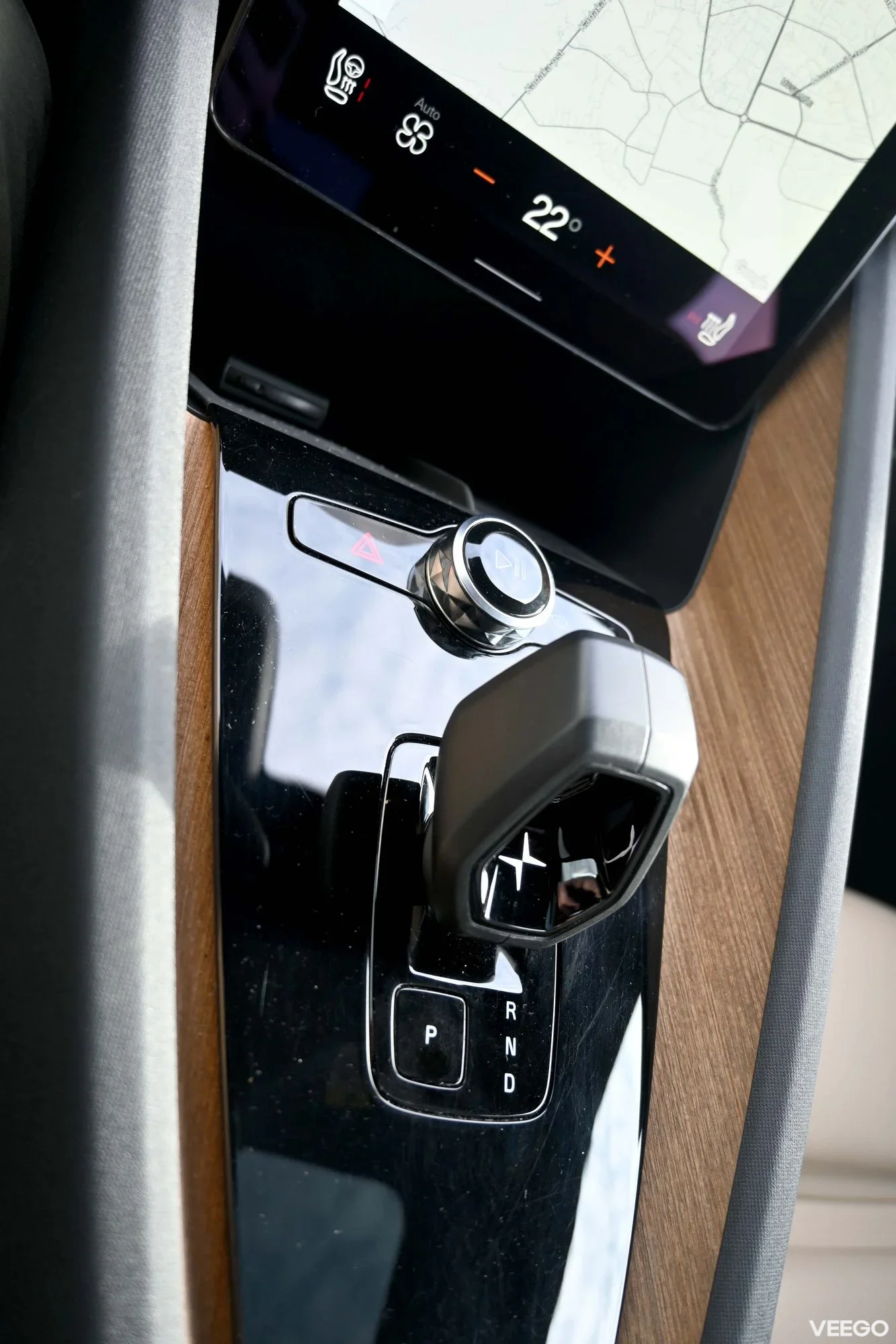 Polestar 2 LONG RANGE DUAL 78kwh/LUXURY / H&K / PILOT PLUS 300kW