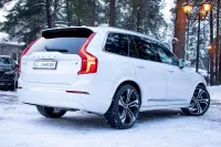 Volvo XC90 7s MY24 Ultimate Bright Xenium Intelli PRO Wntr 2 183kW thumbnail