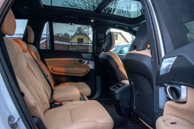 Image of Volvo XC90 7s MY24 Ultimate Bright Xenium Intelli PRO Wntr 2 183kW