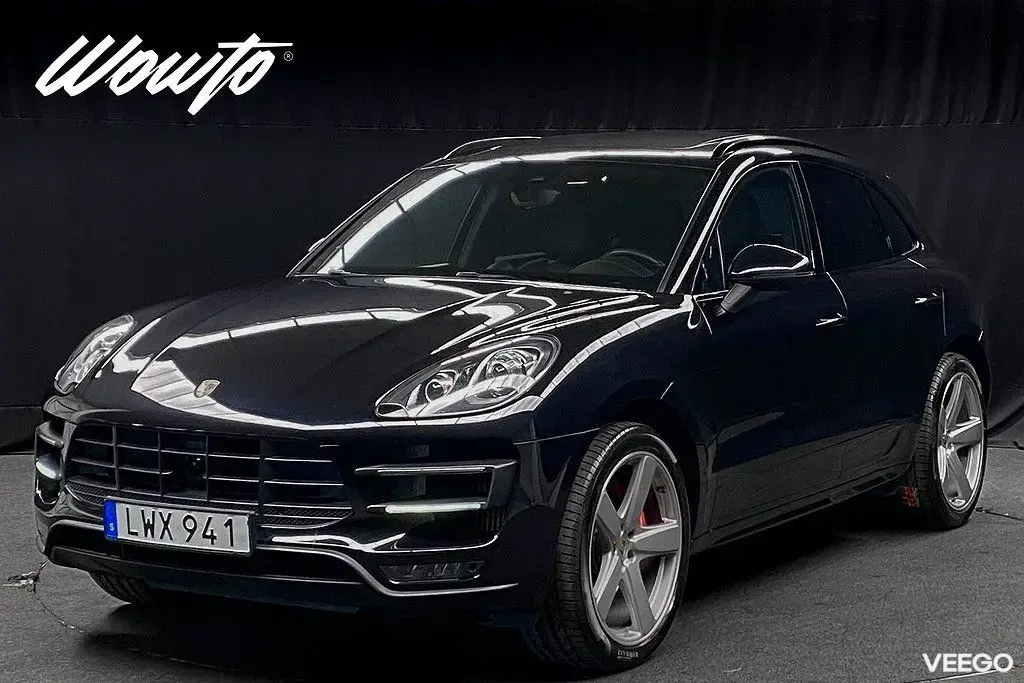 Porsche Macan Turbo PDK 400HK /Pano /Drag /Navi/Bose 294kW