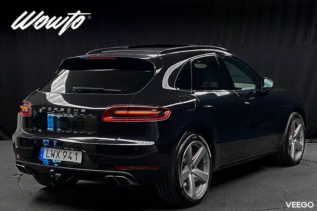 Porsche Macan Turbo PDK 400HK /Pano /Drag /Navi/Bose 294kW