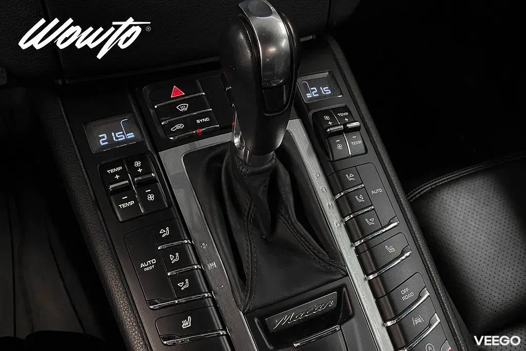 Porsche Macan Turbo PDK 400HK /Pano /Drag /Navi/Bose 294kW