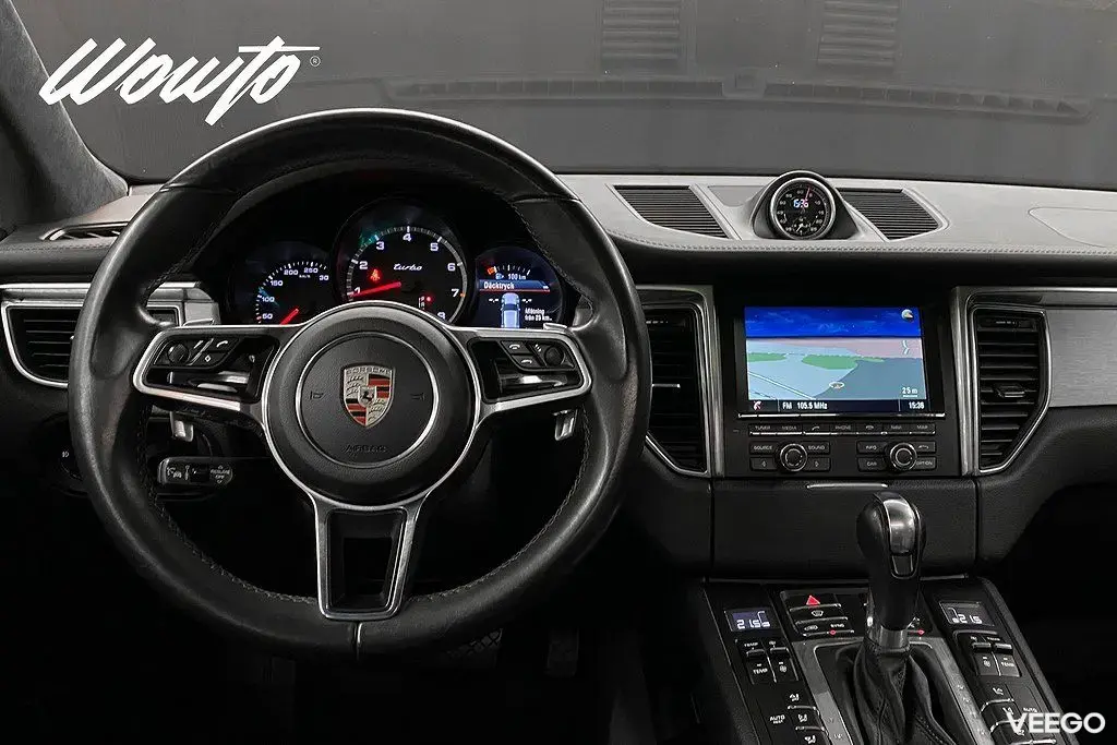 Porsche Macan Turbo PDK 400HK /Pano /Drag /Navi/Bose 294kW