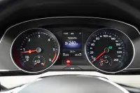 Volkswagen Passat 110kW thumbnail