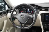 Volkswagen Passat 110kW thumbnail