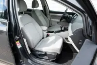 Volkswagen Golf 85kW thumbnail