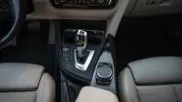 BMW 320 2.0 120kW thumbnail