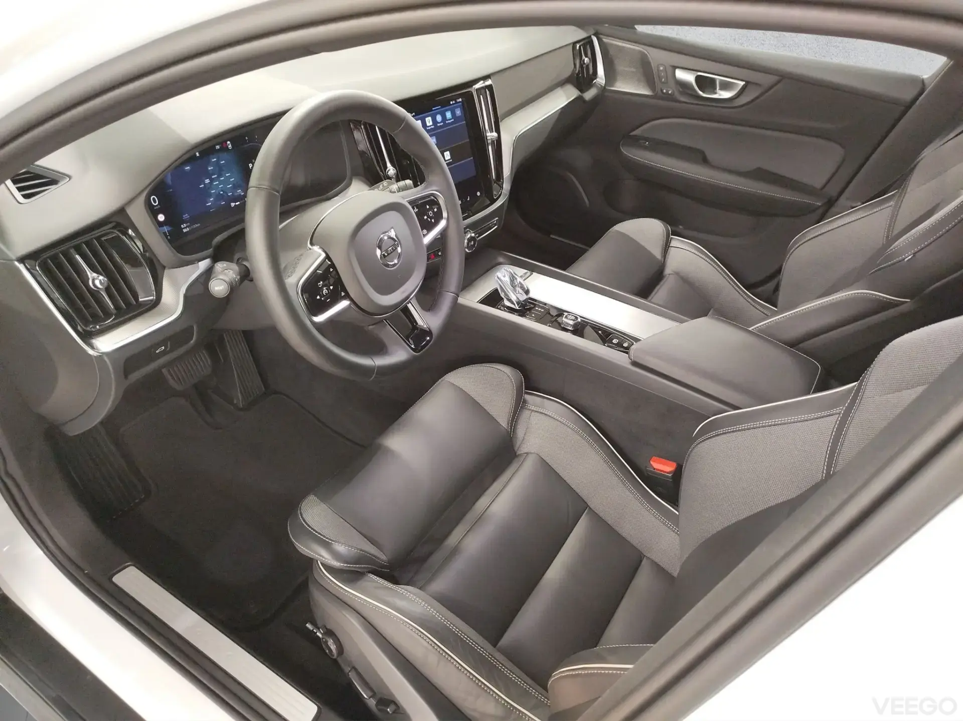 Volvo V60 Cross Country Mild Hybrid 184kW