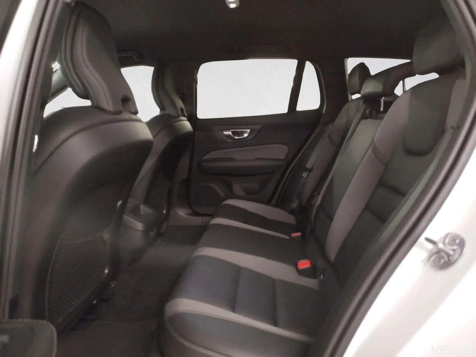 Volvo V60 Cross Country Mild Hybrid 184kW