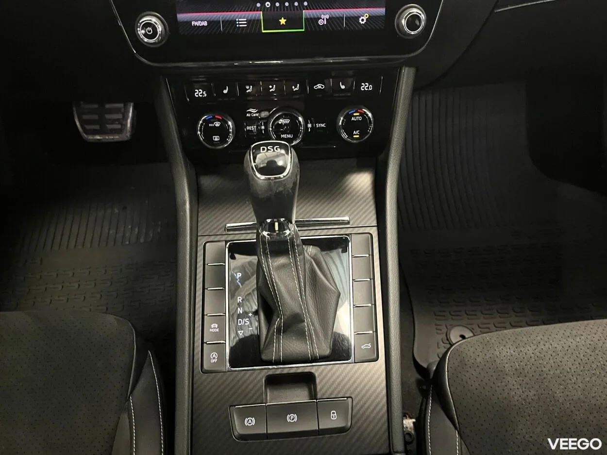 Skoda Superb Sportline FL 7-k  DSG 1.5 110kW