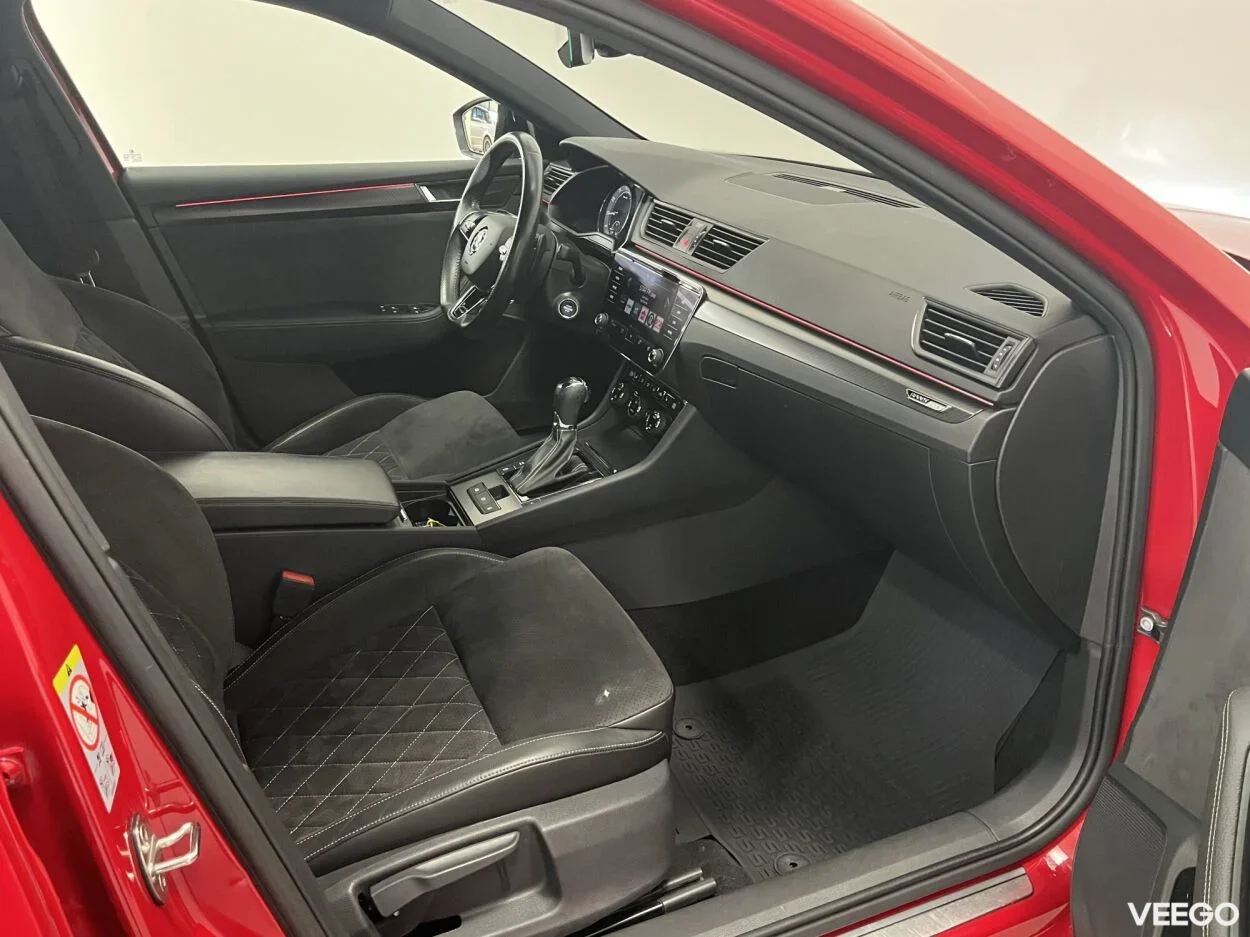 Skoda Superb Sportline FL 7-k  DSG 1.5 110kW