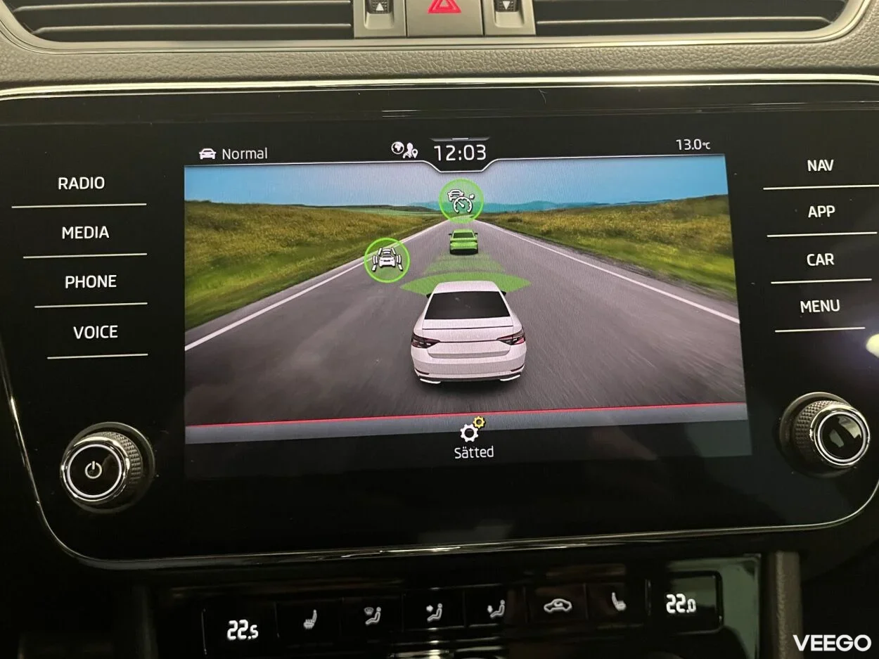 Skoda Superb Sportline FL 7-k  DSG 1.5 110kW