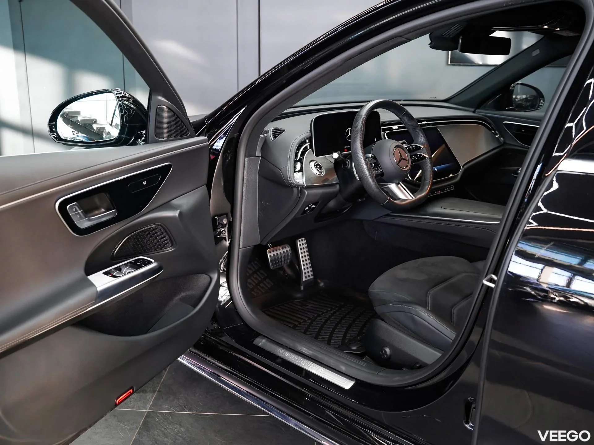 Mercedes-Benz E200 2.0 150kW