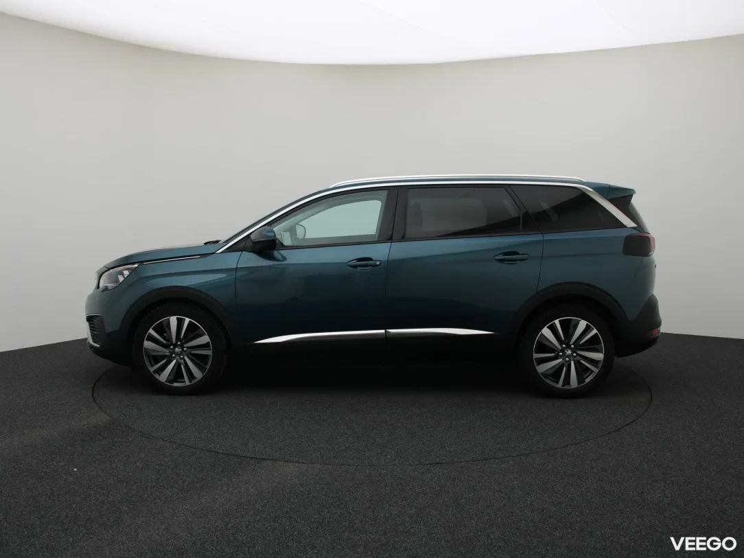 Peugeot 5008 1.2 96kW
