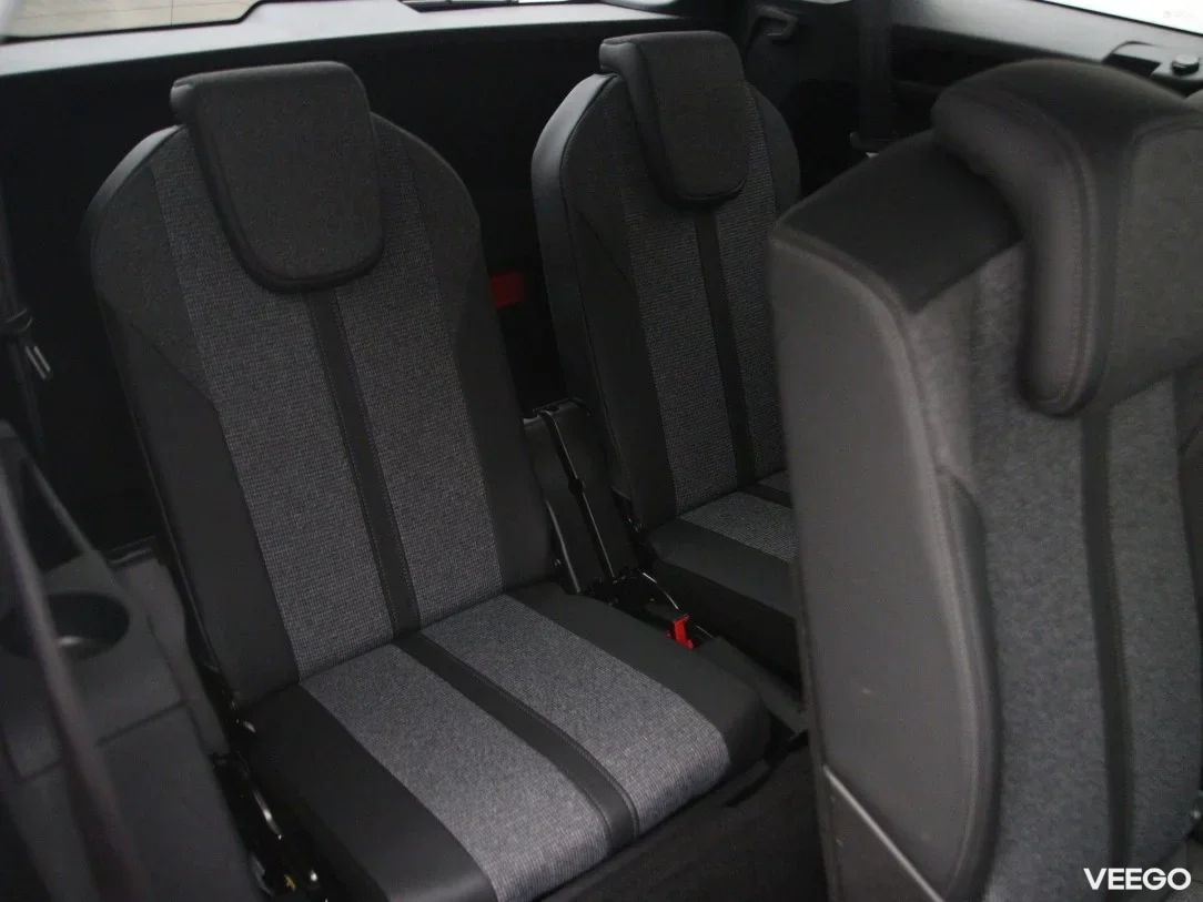 Peugeot 5008 1.2 96kW