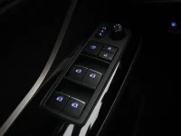 Toyota C-HR 1.8 90kW thumbnail