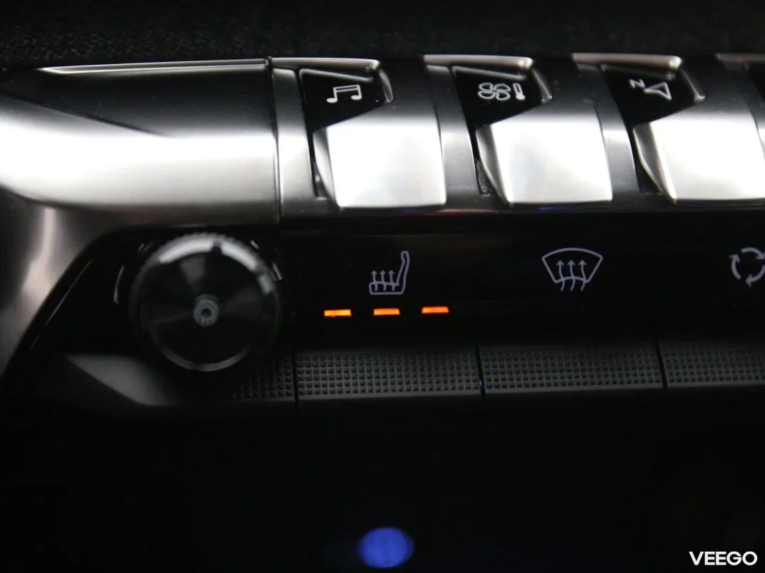 Peugeot 5008 1.2 96kW