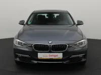 BMW 320 2 120kW thumbnail