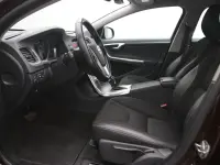 Volvo v60-cross-country 2 110kW thumbnail