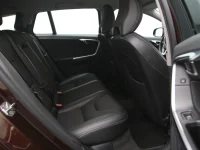 Volvo v60-cross-country 2 110kW thumbnail
