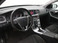 Volvo v60-cross-country 2 110kW thumbnail