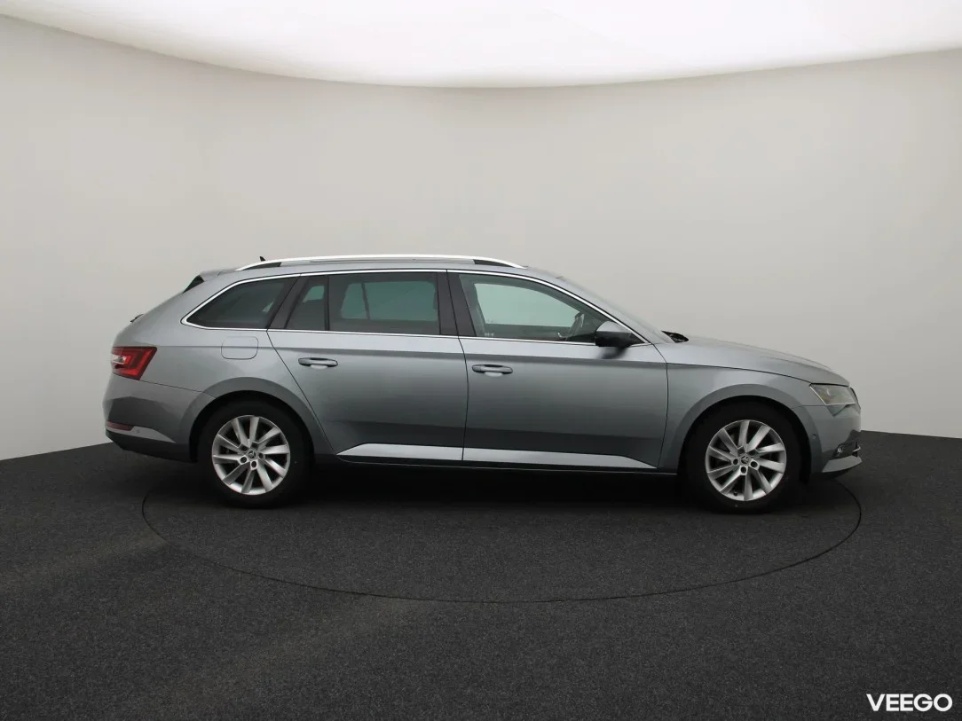 Skoda Superb 1.6 88kW