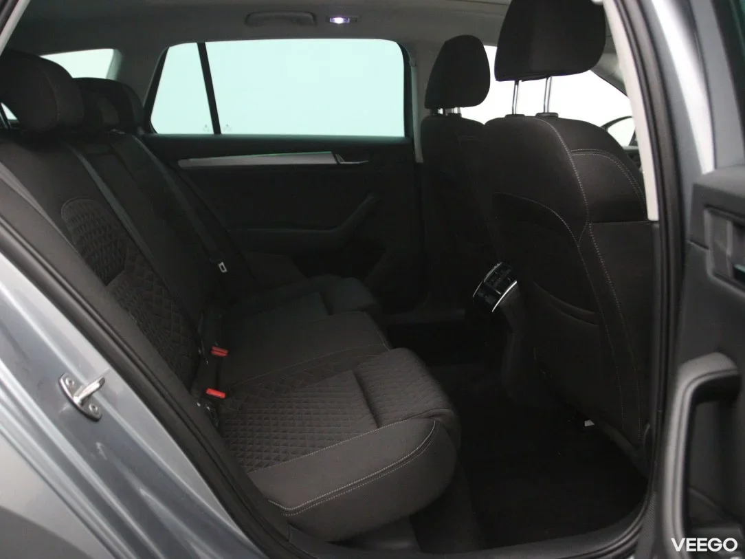 Skoda Superb 1.6 88kW