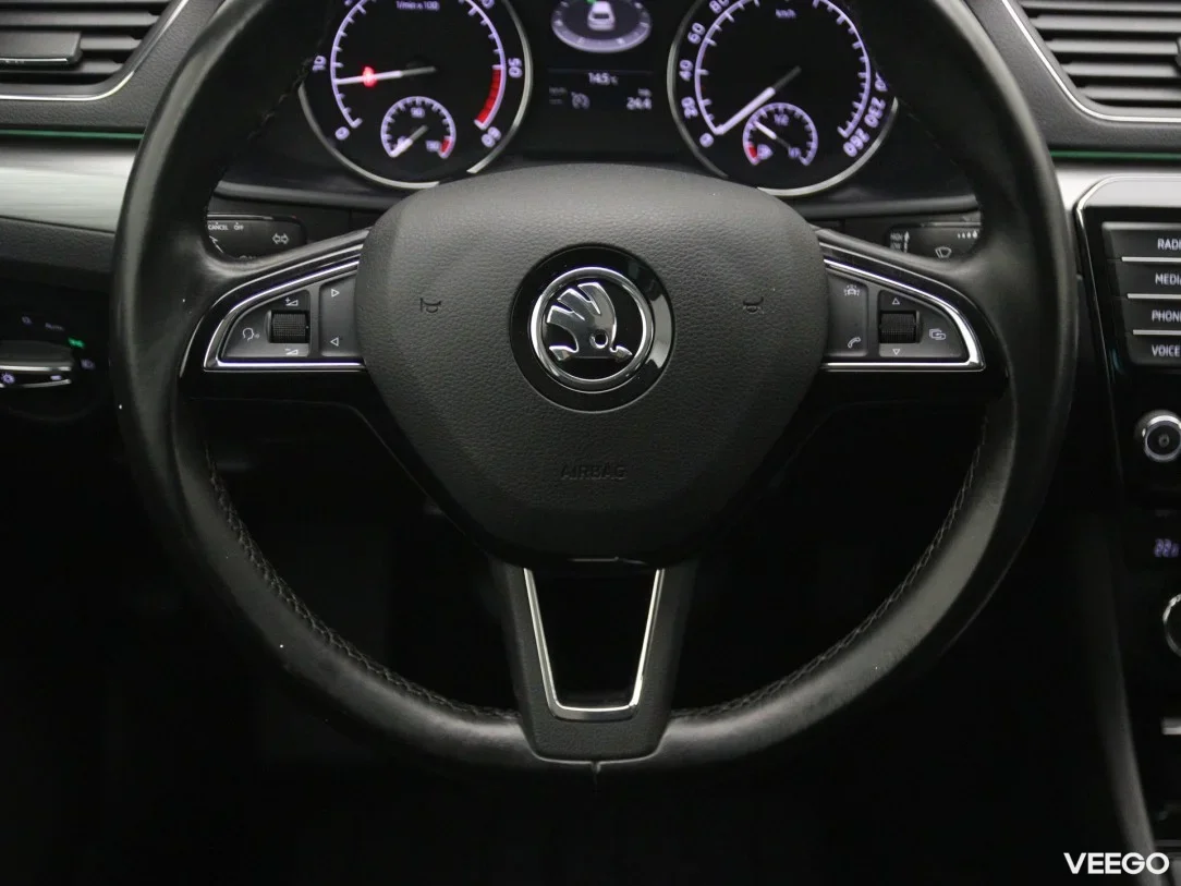 Skoda Superb 1.6 88kW