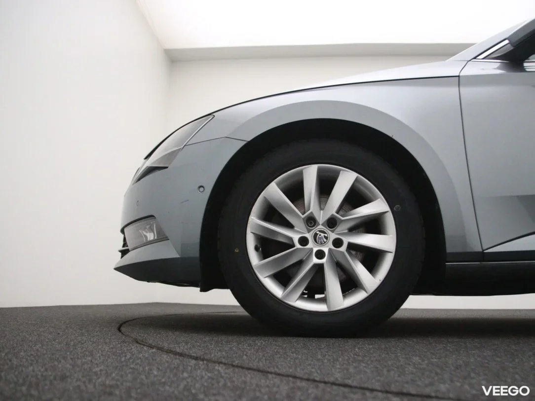 Skoda Superb 1.6 88kW