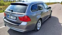 BMW 330 3.0 180kW thumbnail