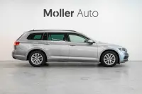 Volkswagen Passat 110kW thumbnail