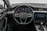 Volkswagen Passat 110kW thumbnail