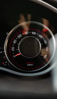 Dodge Challenger SRT 6.4 362kW thumbnail