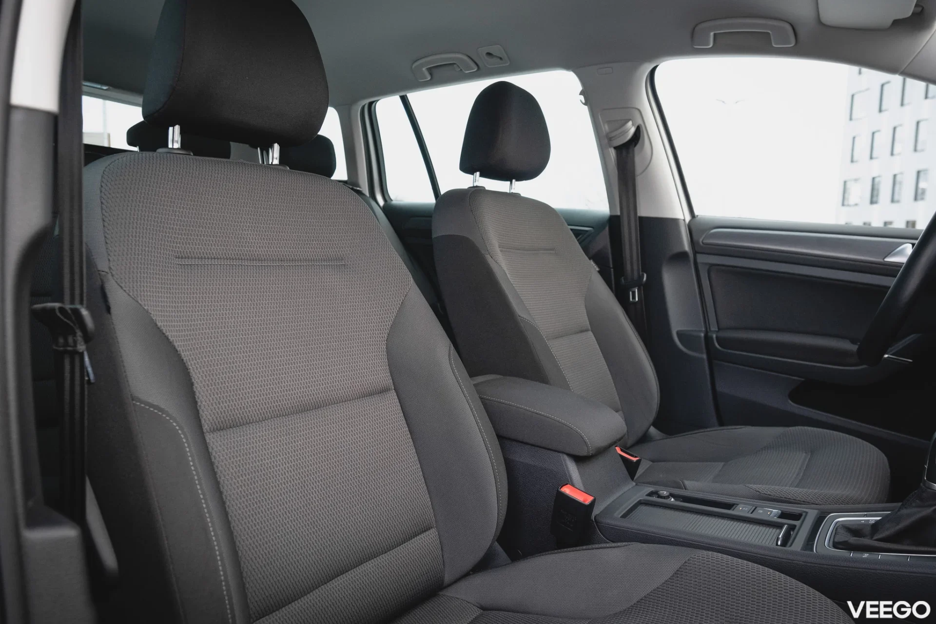 Volkswagen Golf 1.6 85kW