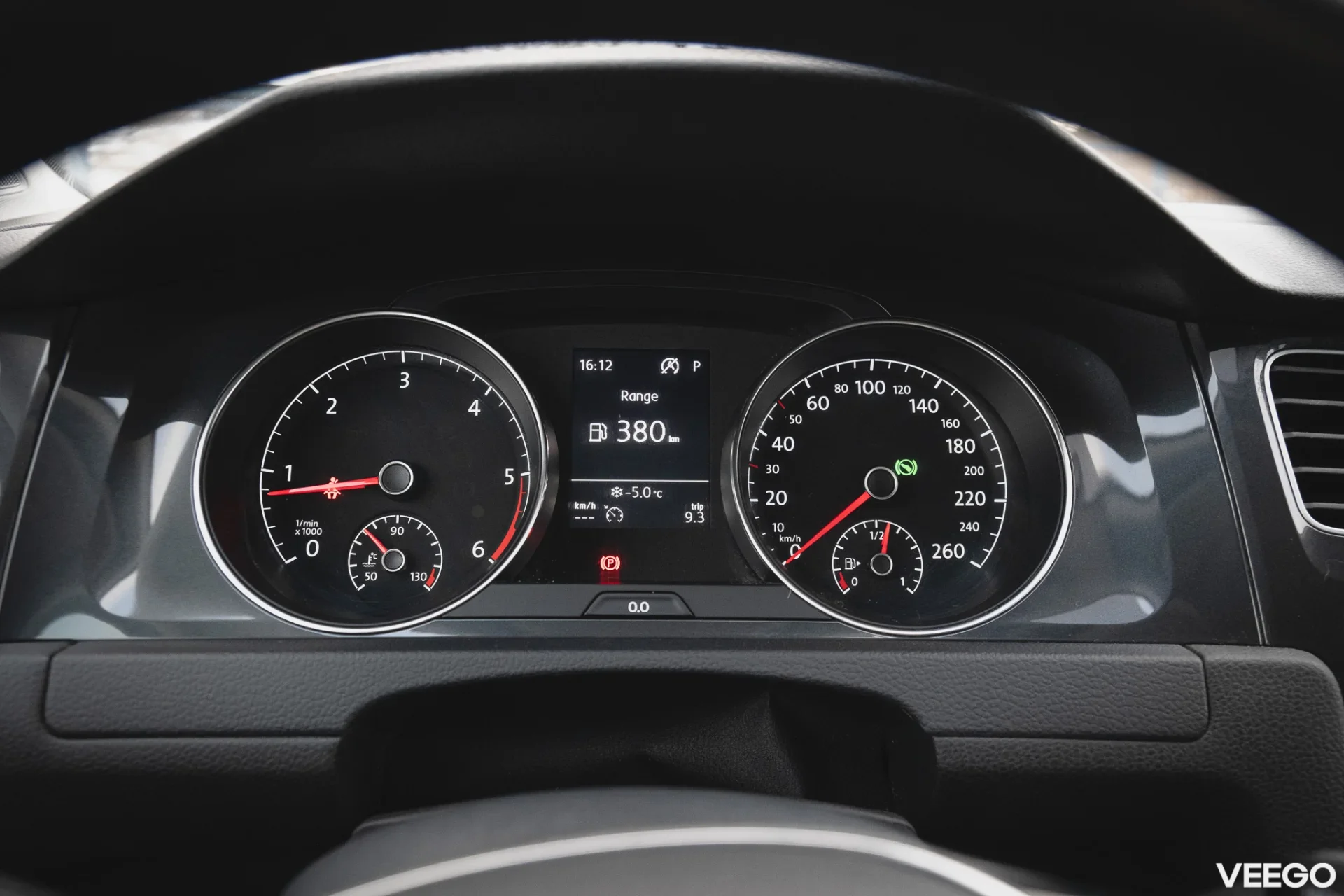 Volkswagen Golf 1.6 85kW