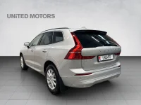 Volvo XC60 Momentum Pro 145kW thumbnail