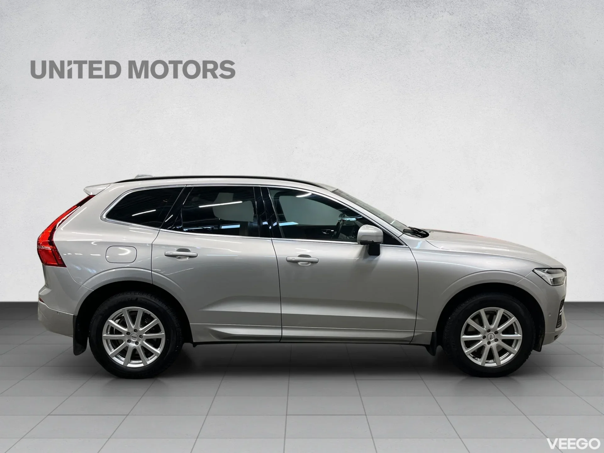 Volvo XC60 Momentum Pro 145kW