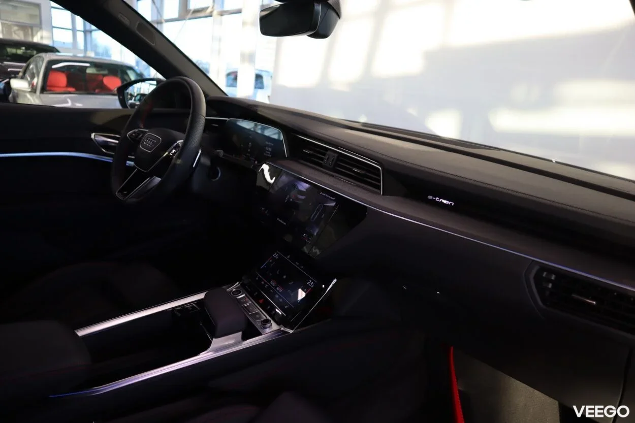 Audi Q8 e-tron 158kW